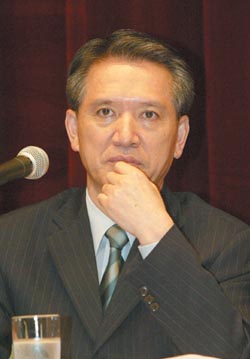약체주자 2인 김형오·이재오의 오기