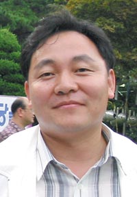 ‘노 측근’ 정윤재 사상구 위원장
