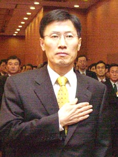 윤영관 장관 전격 경질 막전막후