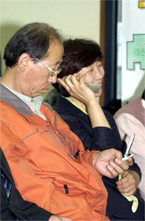 ‘별종’ 민노당 이색 등원 준비