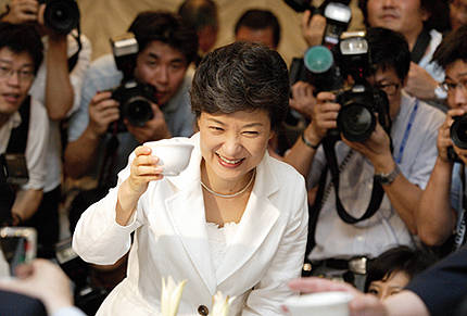 [정치행보 재개] 박근혜의 속내