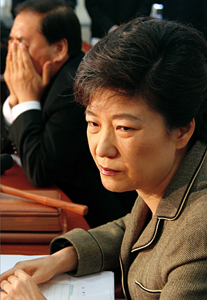 여권발 박근혜 비토론 막후