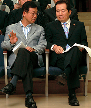 야성 실종에 계파 갈등까지 민주당 총체적 난국