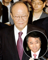 공판 출두 천신일 당당한 법정투쟁 배경