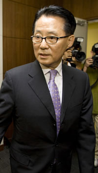 공직사회 ‘빨대’ 색출령 막후