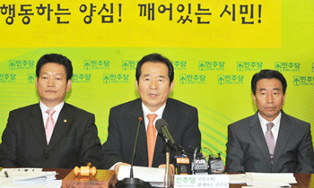암초 만난 정세균 재보선 전략 엿보기