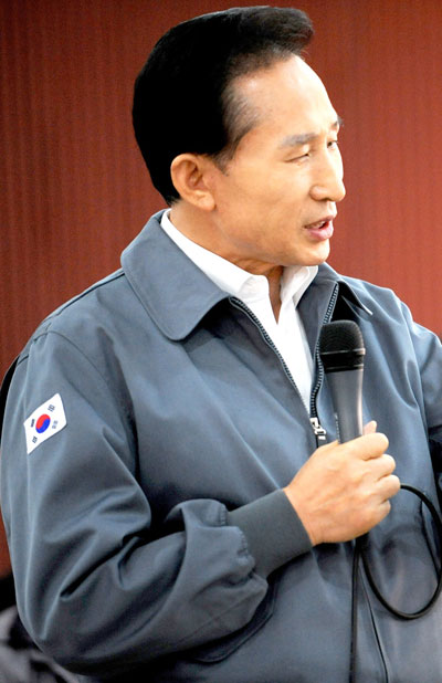 청와대 ''홍보는 너무 어려워''