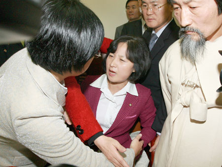 소신이냐 배신이냐 추미애 파동 앞과 뒤