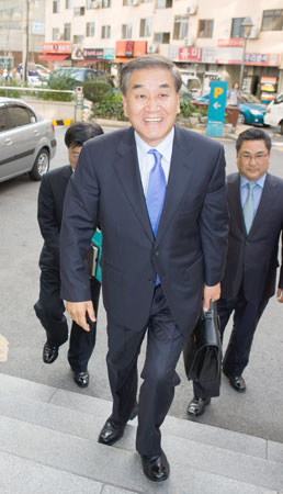 '왕의 남자' 이재오 3월 정계 복귀설