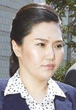 양정례 전 의원 아직도 희망연대 드나드는 배경은