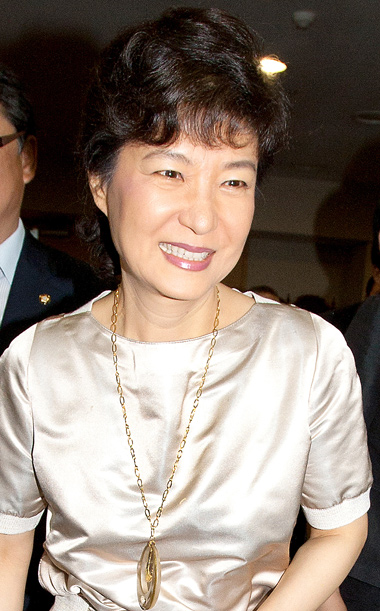 MB와 해빙무드 ‘뉴 박근혜 플랜’ 실체 추적