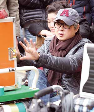 영화계 스타 감독 쟁탈전 막후