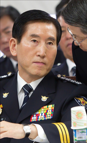 디도스 후폭풍 조현오 경찰청장 사면초가