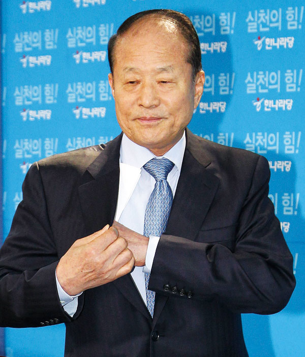 ‘상왕’ 이상득 의원 좌초 위기 내막