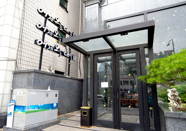 풀살롱 ‘YTT’ 전격 압수수색 화류계 큰손 ‘김회장’ 정체
