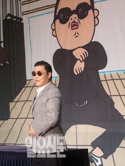 싸이 오늘밤 서울광장 무료공연…유튜브로 전 세계 생중계