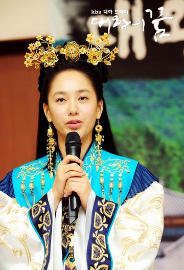 '선덕여왕 아찔' 박주미 대형 추돌사고…정밀검사 중