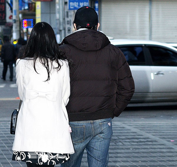 요즘 뜨는 ‘남편 대행서비스’ 백태