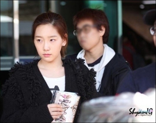 꿀 피부란 바로 이런 것...태연 민낯 사진에 누리꾼  열광