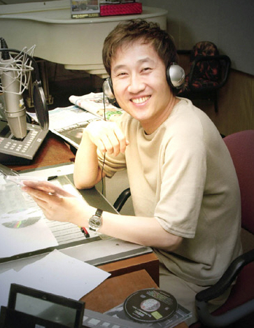 '속도위반' 유열 내년 3월 아빠 된다…아내 임신 7개월 중