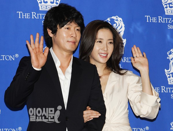 설경구 "아내 송윤아가 김제동에게 식탁 선물"