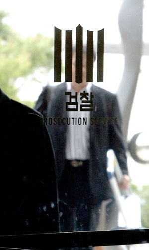‘검사실 성추문’ 40대 주부의 하소연