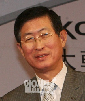 신임 한전 사장에 조환익 전 산자부 차관…4년 만에 관료 출신 발탁