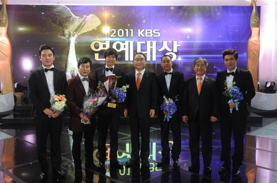 2012 KBS 연예대상 후보자 확정... 김준호·신동엽·유재석·이경규·이수근 중 최종 승자는