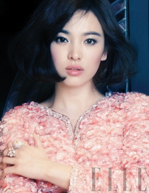 송혜교 '고혹적인' 단발머리 눈길, 네티즌들 "긴머리 단발 다 예쁘다"