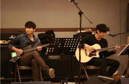 '2012 KBS 가요대축제' 백미는 '아이돌 슈퍼밴드'…한류 최강 뭉쳤다
