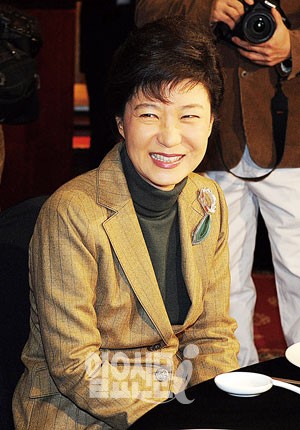 ‘박근혜 정부’ 출범 앞두고 서강학파 부활의 노래