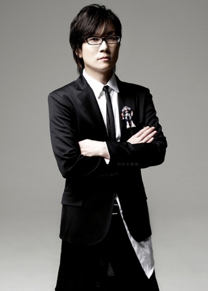 "독특한 매력에 여성스럽고 착한 사람" 서태지 이상형 공개 화제