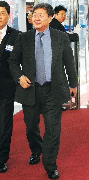 대우일렉 인수 앞둔 김준기 동부그룹 회장의 야무진 꿈
