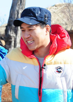 김종민 허리디스크 수술…어금니 꽉 물고 1박2일 찍었구나