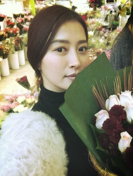 황보, 품격 있는 셀카…네티즌 "결혼할 때 됐나"