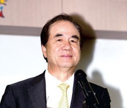 윤석금 웅진 회장 얽히고설킨 ‘사재 출연’ 스토리