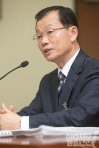 국회 국방위, 김병관 인사청문보고서 무산... 박 대통령 임명 강행하나