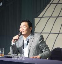 싸이 성공비결 분석... '강남스타일'은 패러디 쉬운 소재와 SNS 활용 덕분에 성공