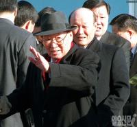 범현대가 청운동 집결한 까닭은...고 정주영 회장 12주기 제사