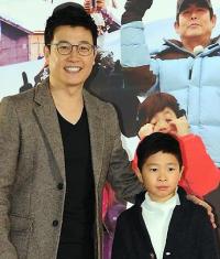 김성주·민국 부자, 짜파게티 출연료 전액 기부 '아빠 멋있어'
