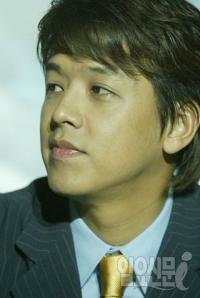 류시원 기소의견 검찰 송치, 위치추적 혐의 드러나면 실형 가능성 높아