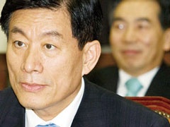 ‘사면초가’ 원세훈 전 국정원장의 히든카드