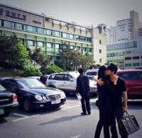요즘은 이게 유행? 신현준 "린다야 사랑해" 혼인신고 인증샷