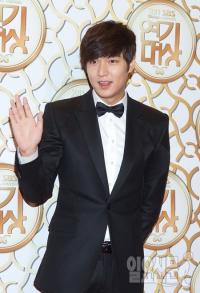 이민호 기념앨범으로 오리콘차트 1위…배우로서는 '이례적'