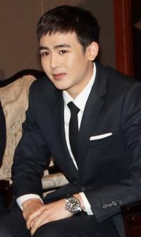 아이돌 비주얼 1위 닉쿤, 인체학 관상학 다 따져봤을 때 아이돌들 중 '최고'