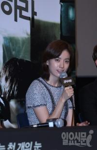 '감시자들' 한효주, 핸드폰 액션신으로 강한 여성 변신 "시크한 매력"