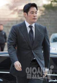 정용진, '상견례 보도' 매체에 승소…대법 "사생활 침해"