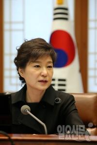 박근혜 대통령, 中 최고 명문 칭화대 연설…중국어 솜씨 화제