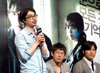 스크린 프리뷰 - 감시자들