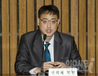 변희재 표절 공습…네티즌 "논문 안 쓰는 게 장땡"